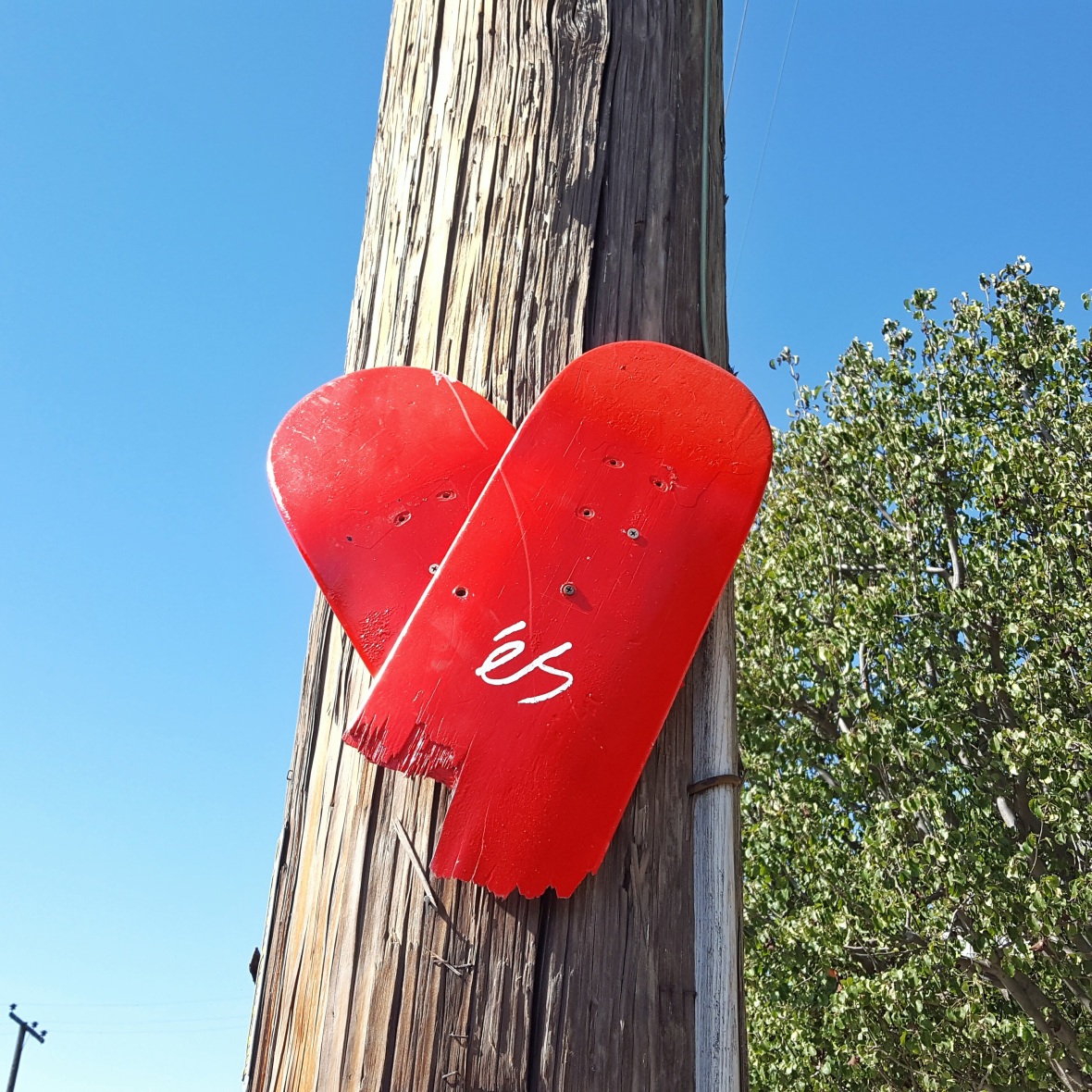 broken-heart-skateboard